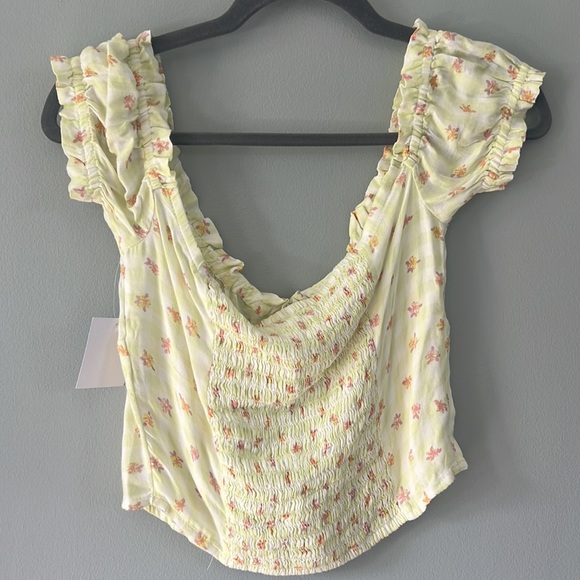 NWT Plaid & Floral Top - Picture 3 of 5